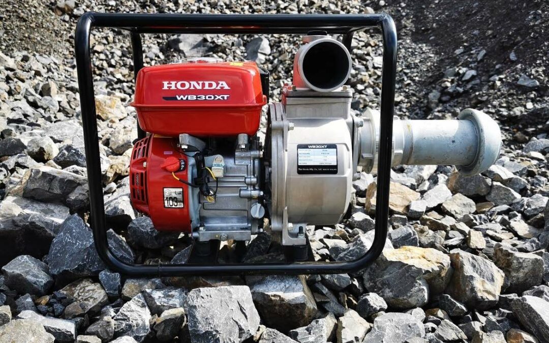 Pompe à essence 4T HONDA WB 30 XT